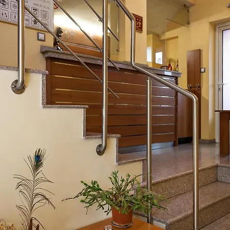 فندق Family Gerdjika 3*